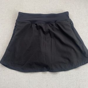 Old Navy Active StretchTech Skirt
